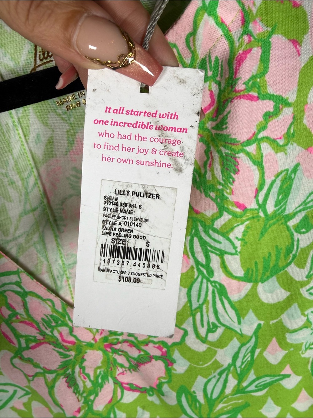 Lilly Pulitzer Easley T-Shirt Dress. Pink & Green Floral v-neck. Stunning 🤩 - Picture 7 of 11